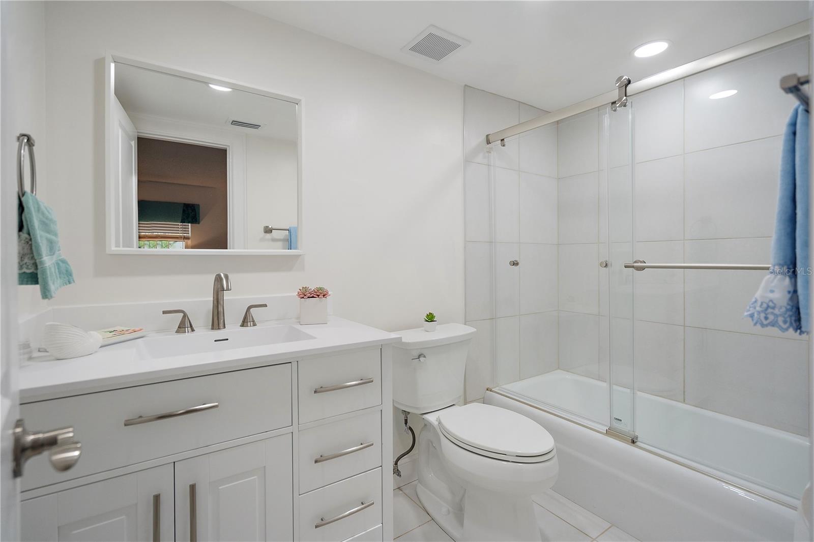 131 BLUFF VIEW DR #109, BELLEAIR BLUFFS, FL — photo 31