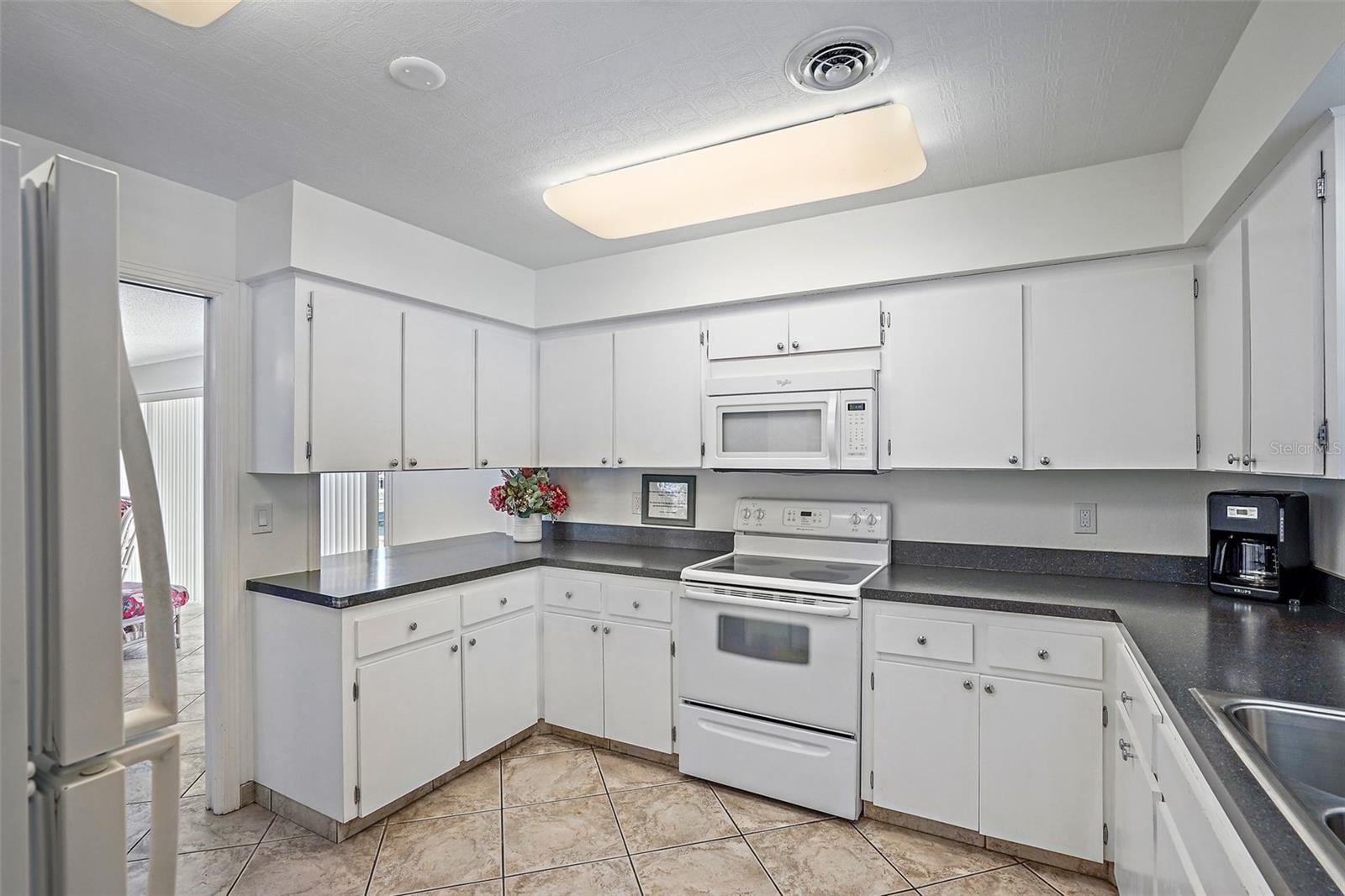 131 BLUFF VIEW DR #109, BELLEAIR BLUFFS, FL — photo 43