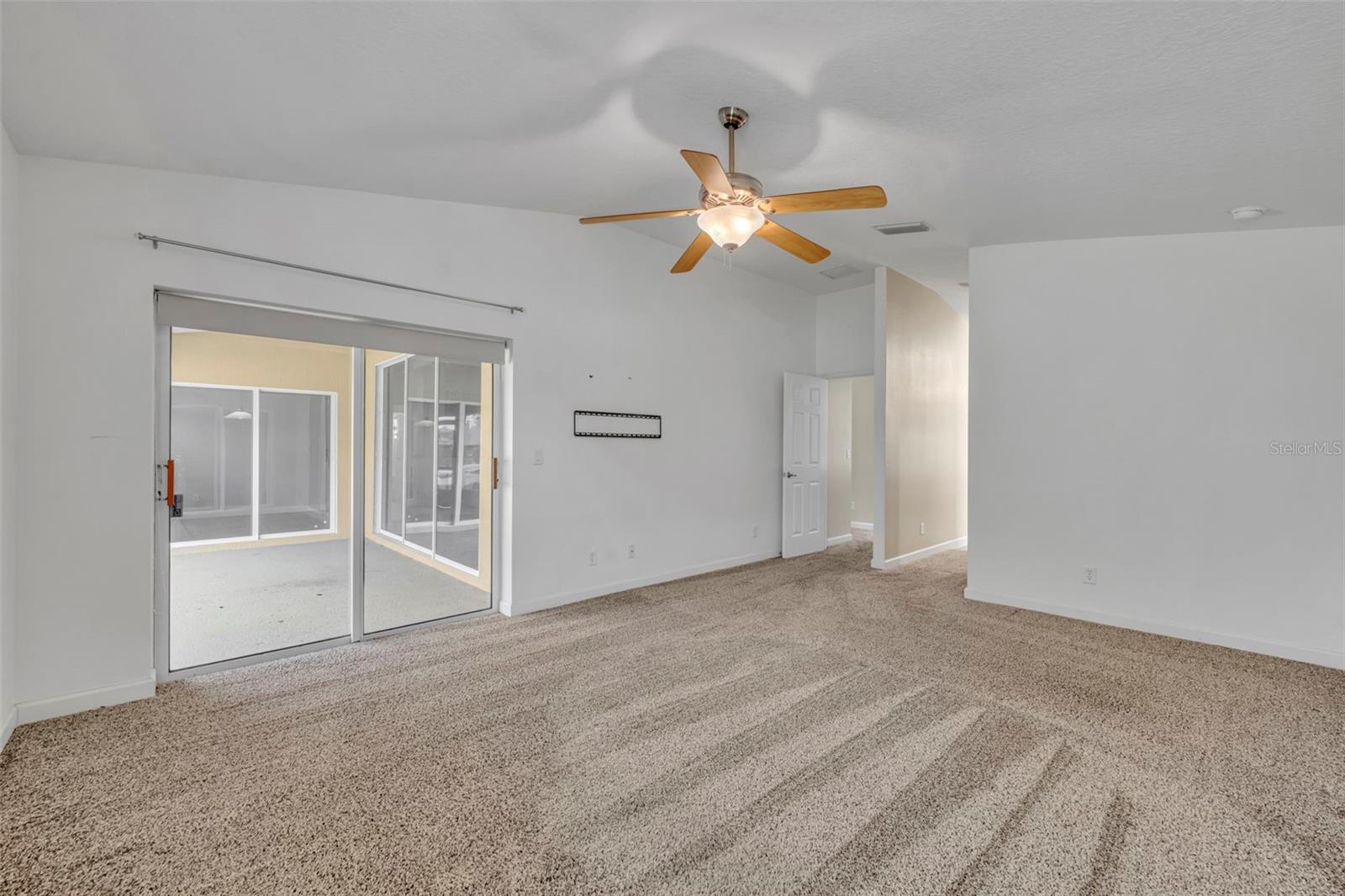 8923 BRIDGEPORT BAY CIR, MOUNT DORA, FL — photo 46