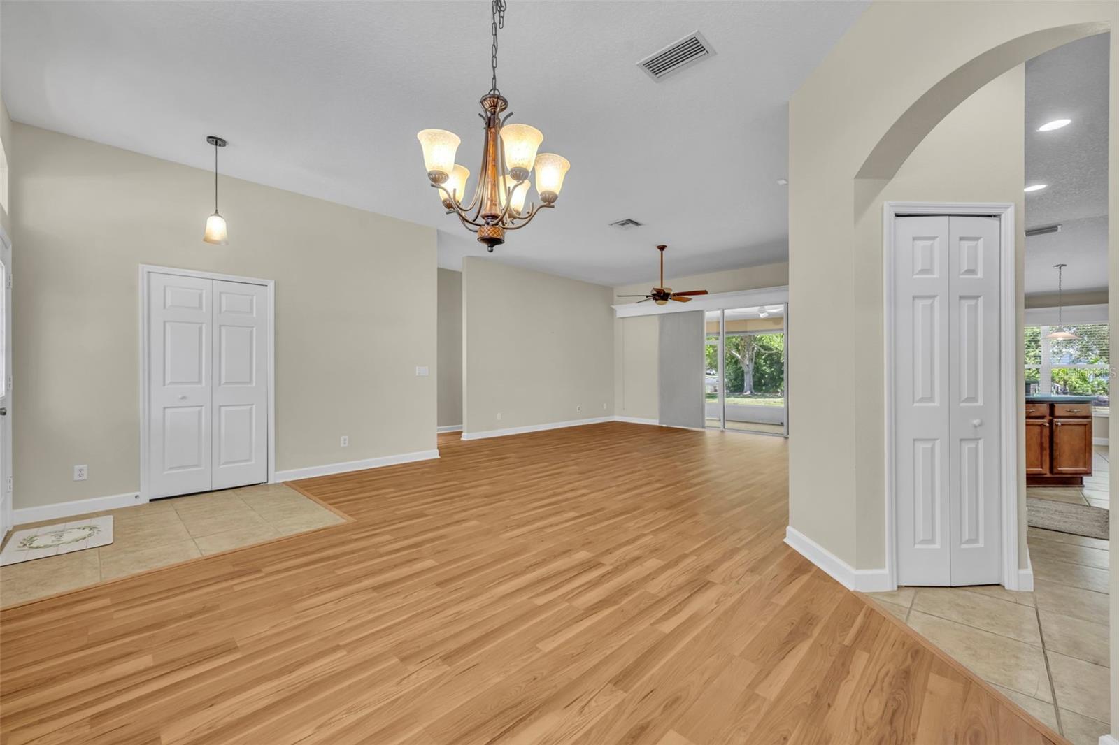 8923 BRIDGEPORT BAY CIR, MOUNT DORA, FL — photo 15