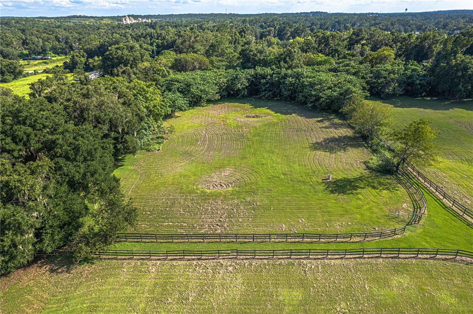 12615 NW GAINESVILLE RD, REDDICK, FL — photo 45