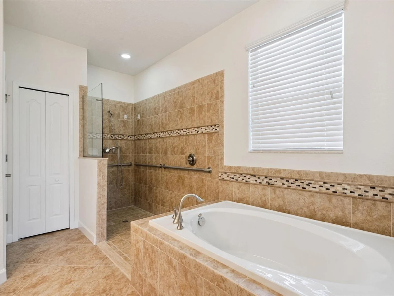 3524 LITCHFIELD CT, CLERMONT, FL — photo 24