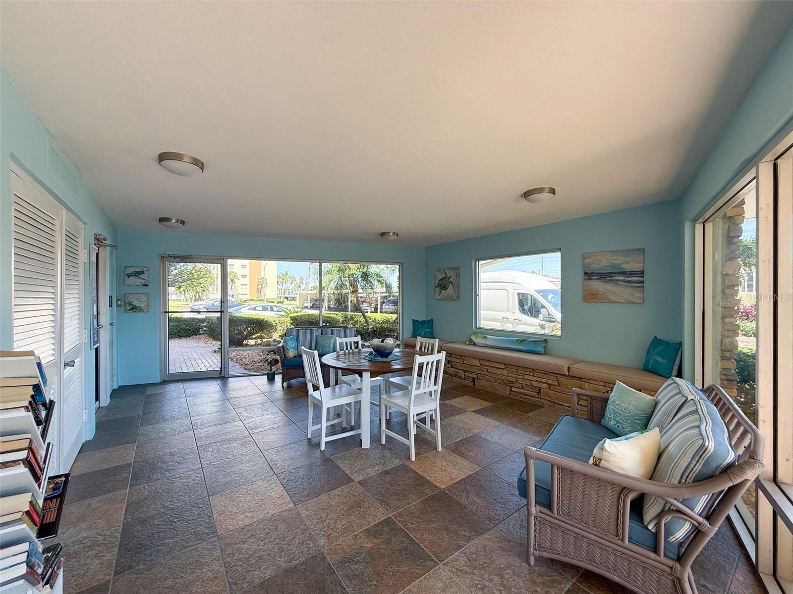 4550 COVE CIR #507, ST PETERSBURG, FL — photo 26
