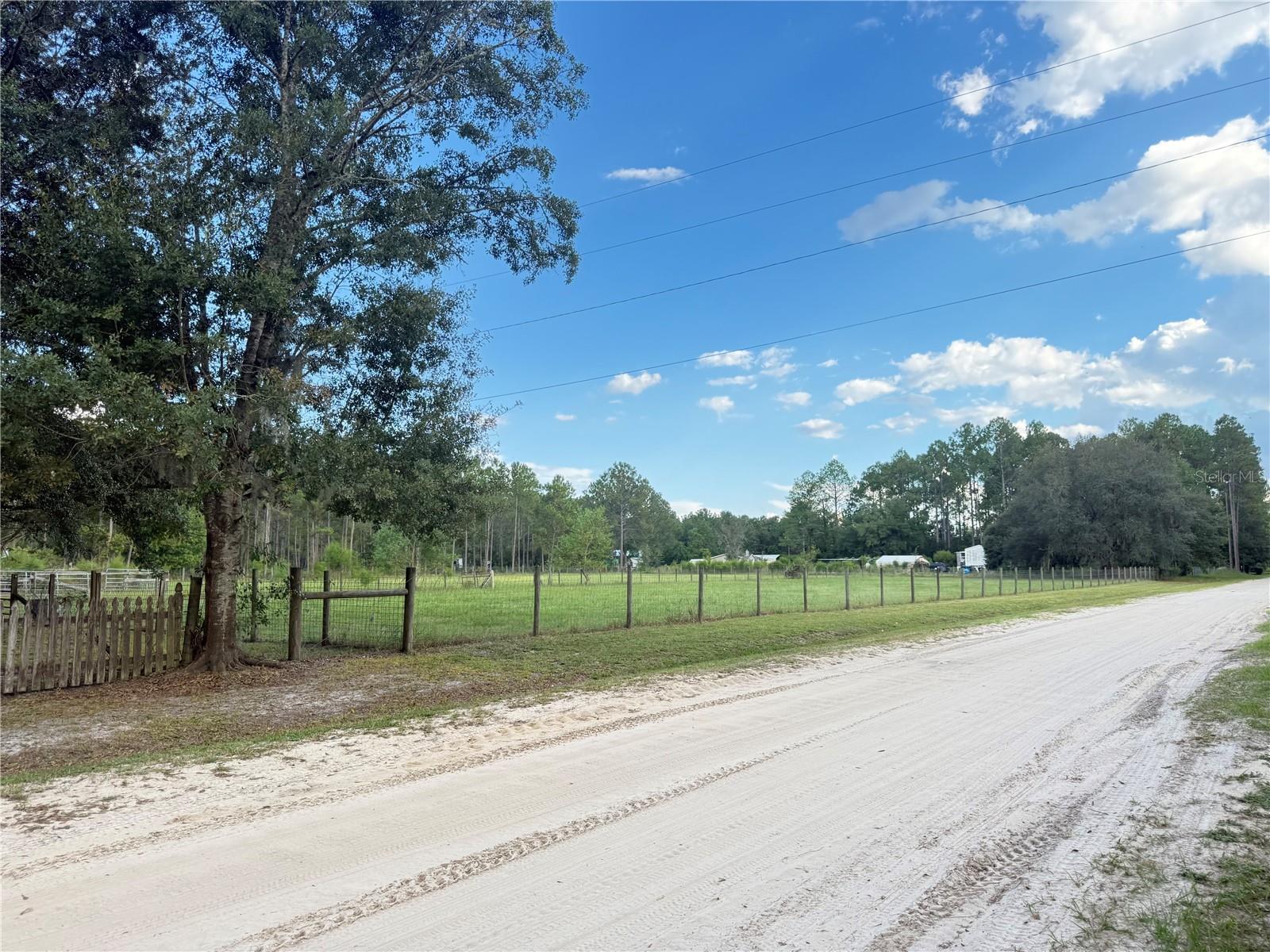 4334 LORI LOOP RD, KEYSTONE HEIGHTS, FL — photo 11