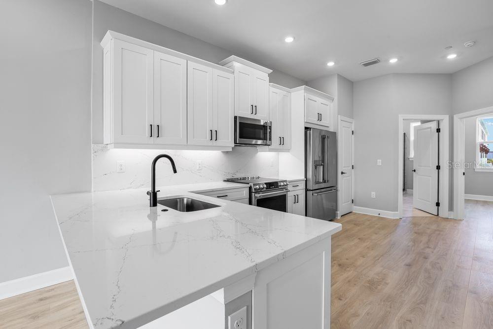 1623 SEA HAVEN DR #303, PUNTA GORDA, FL — photo 2