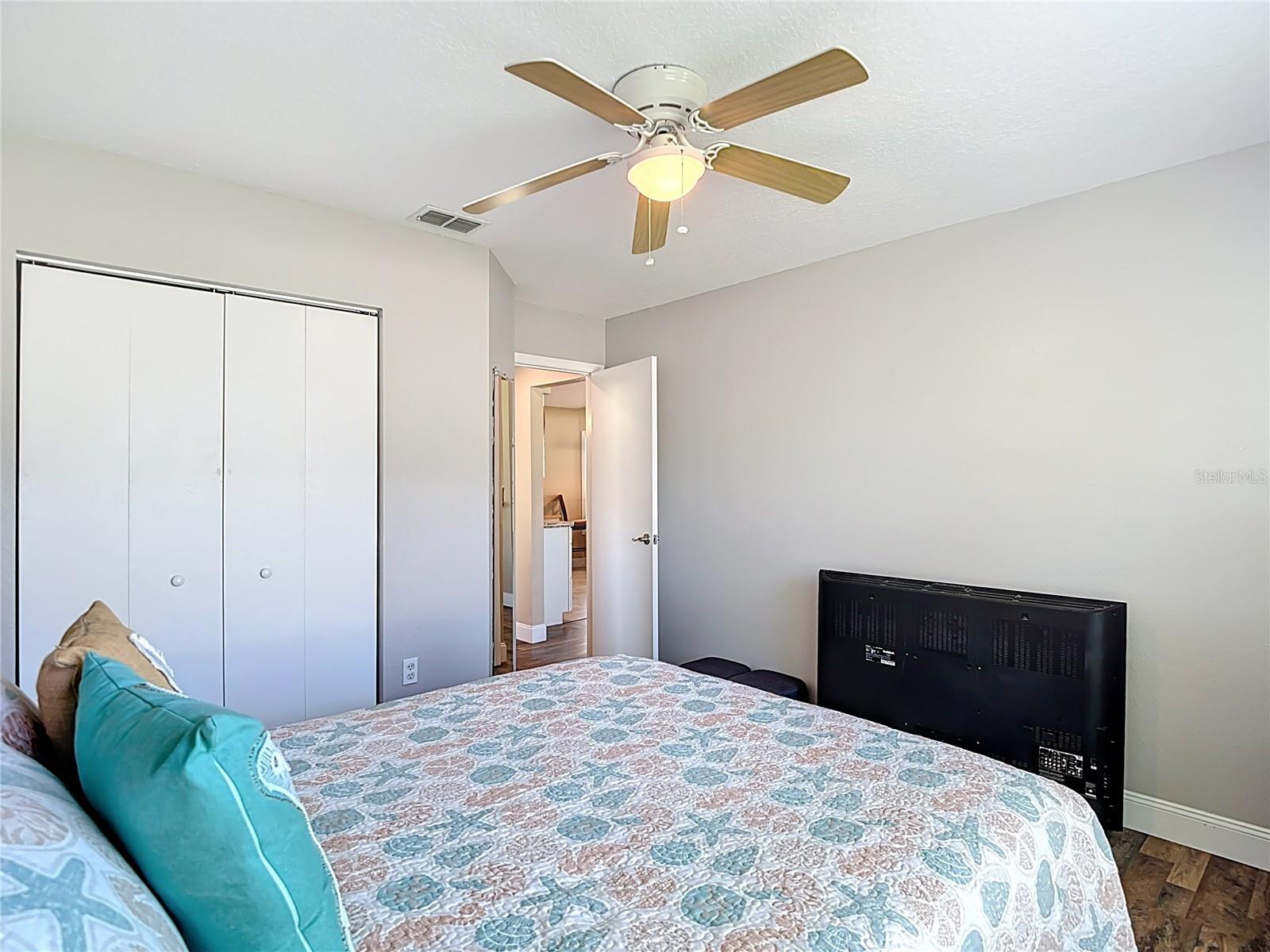 11205 COREY PAVIN LN, SAN ANTONIO, FL — photo 29
