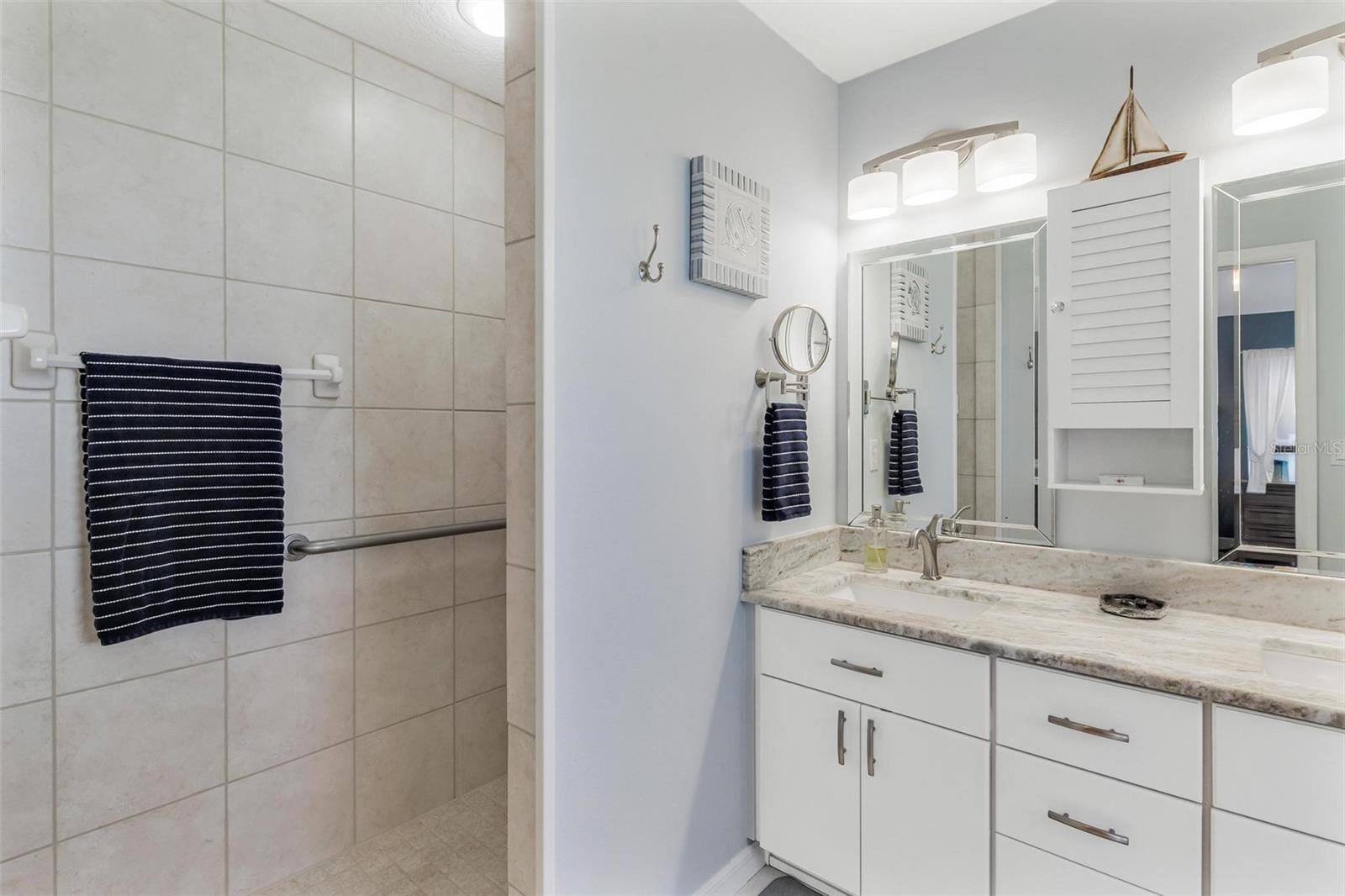 5486 BOUNTY CIR, TAVARES, FL — photo 50