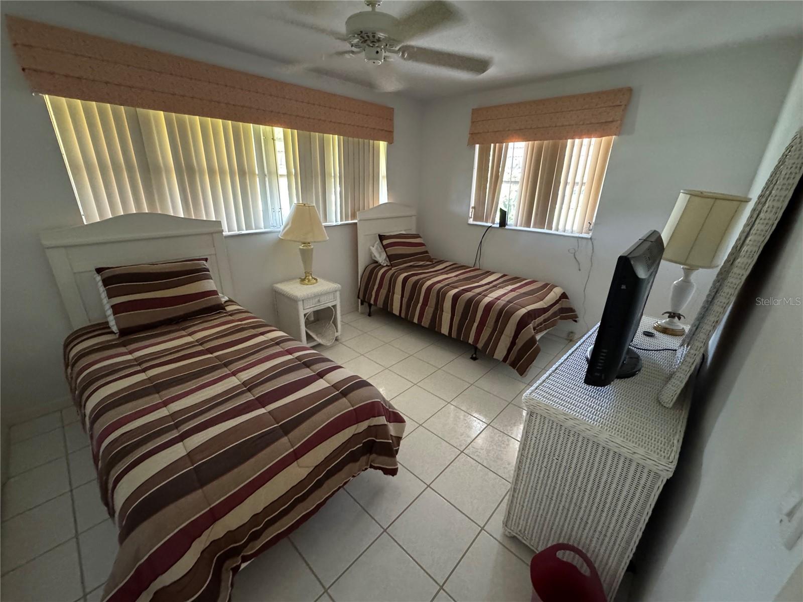 239 HAMMOCK TER, VENICE, FL — photo 23