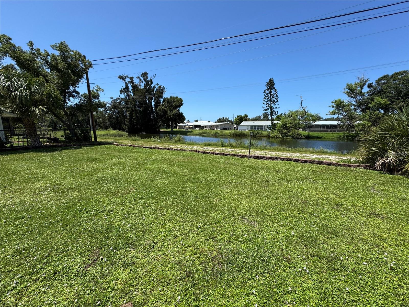 239 HAMMOCK TER, VENICE, FL — photo 26