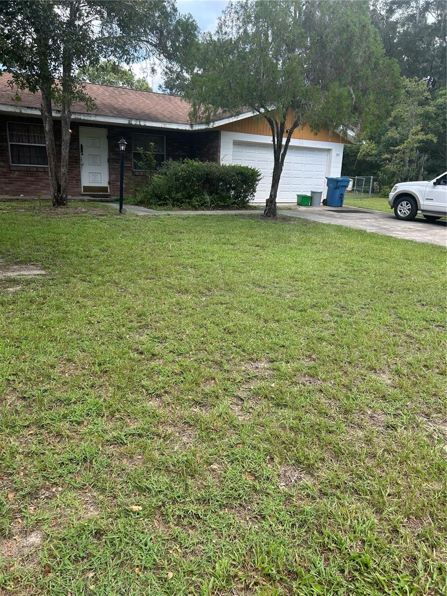 305 VIOLETWOOD RD, DELAND, FL