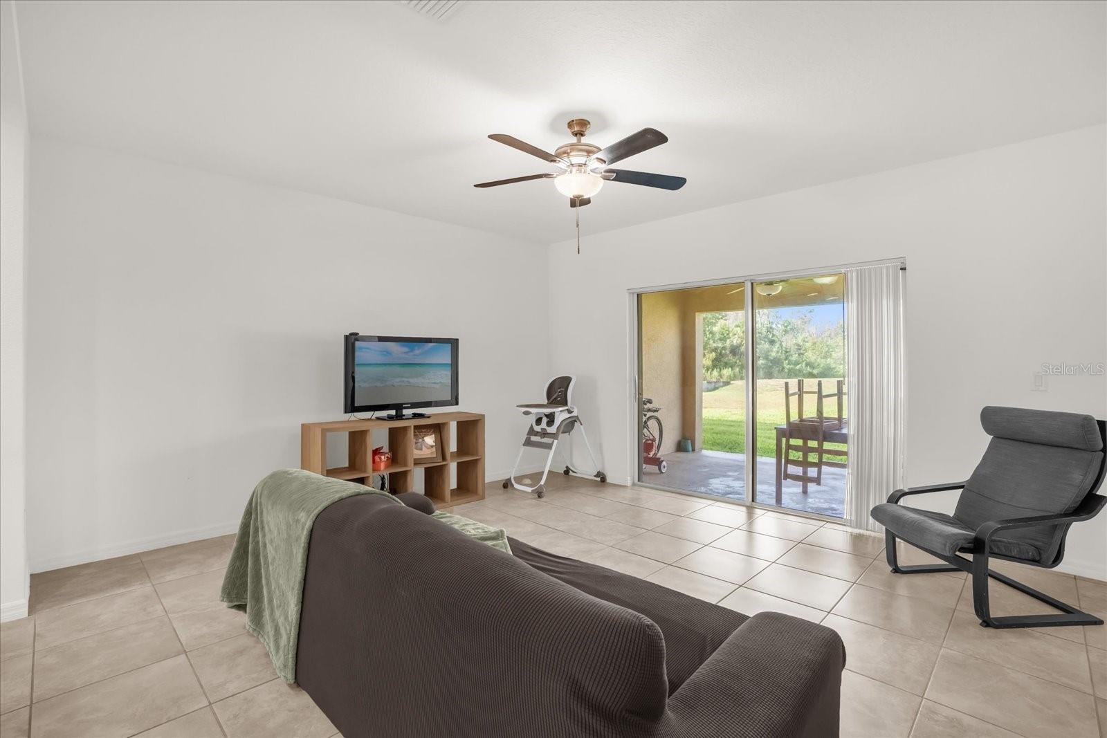 215 ANNABELLE WAY, DAVENPORT, FL — photo 2