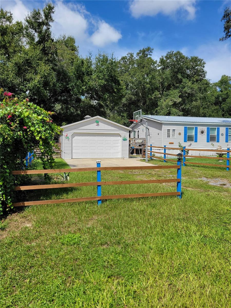 12950 SE 104TH CT, BELLEVIEW, FL — photo 77