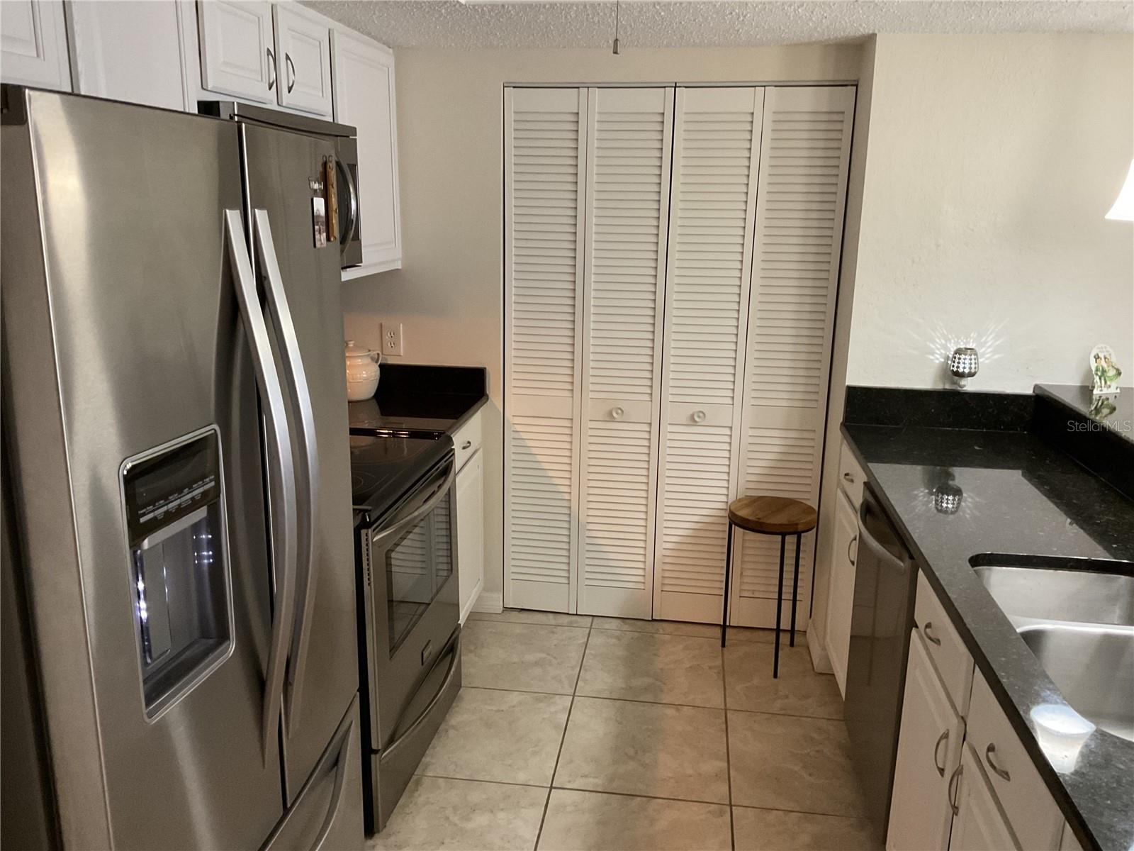 25188 MARION AVE #D207, PUNTA GORDA, FL — photo 17