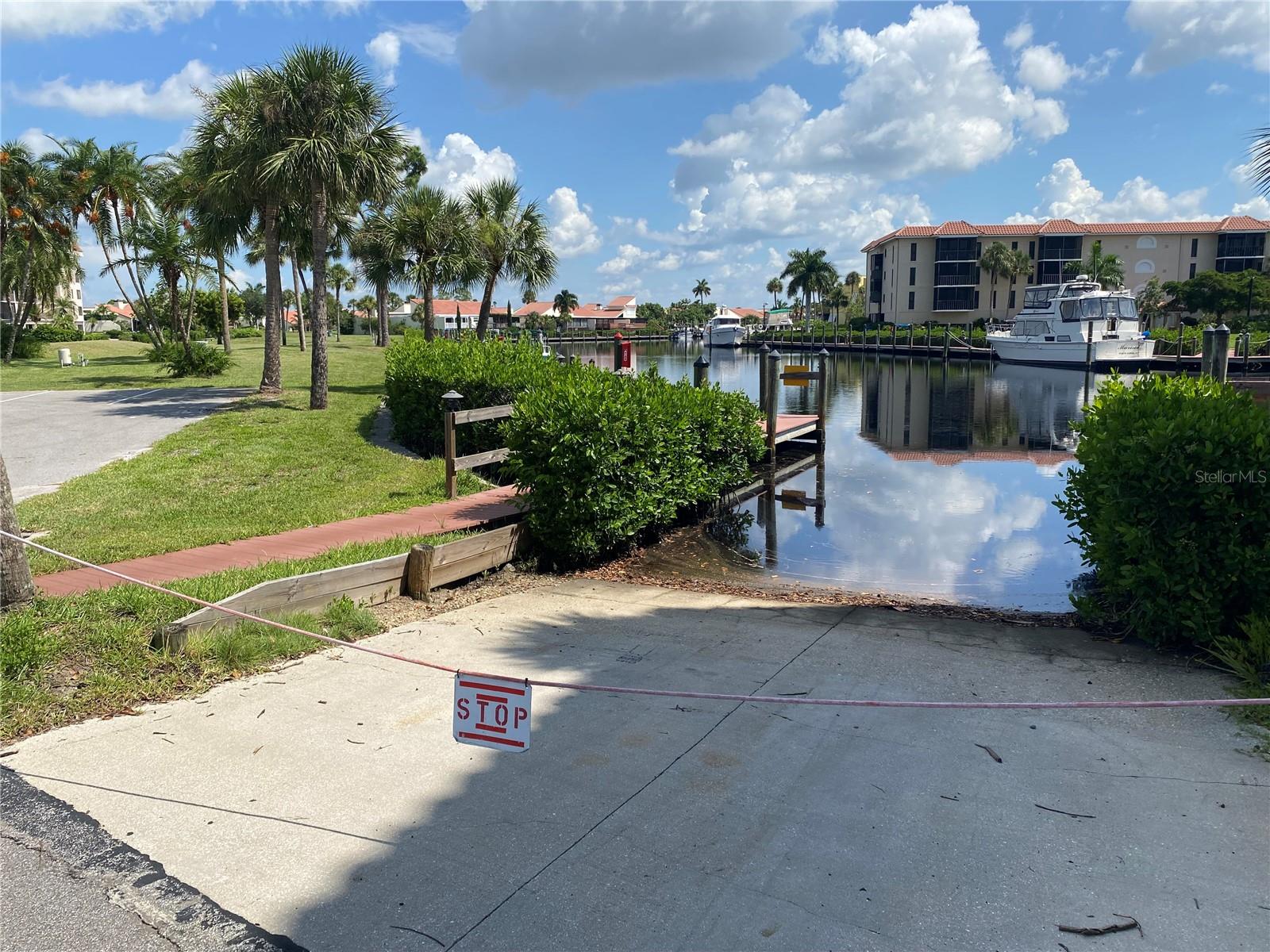 25188 MARION AVE #D207, PUNTA GORDA, FL — photo 31