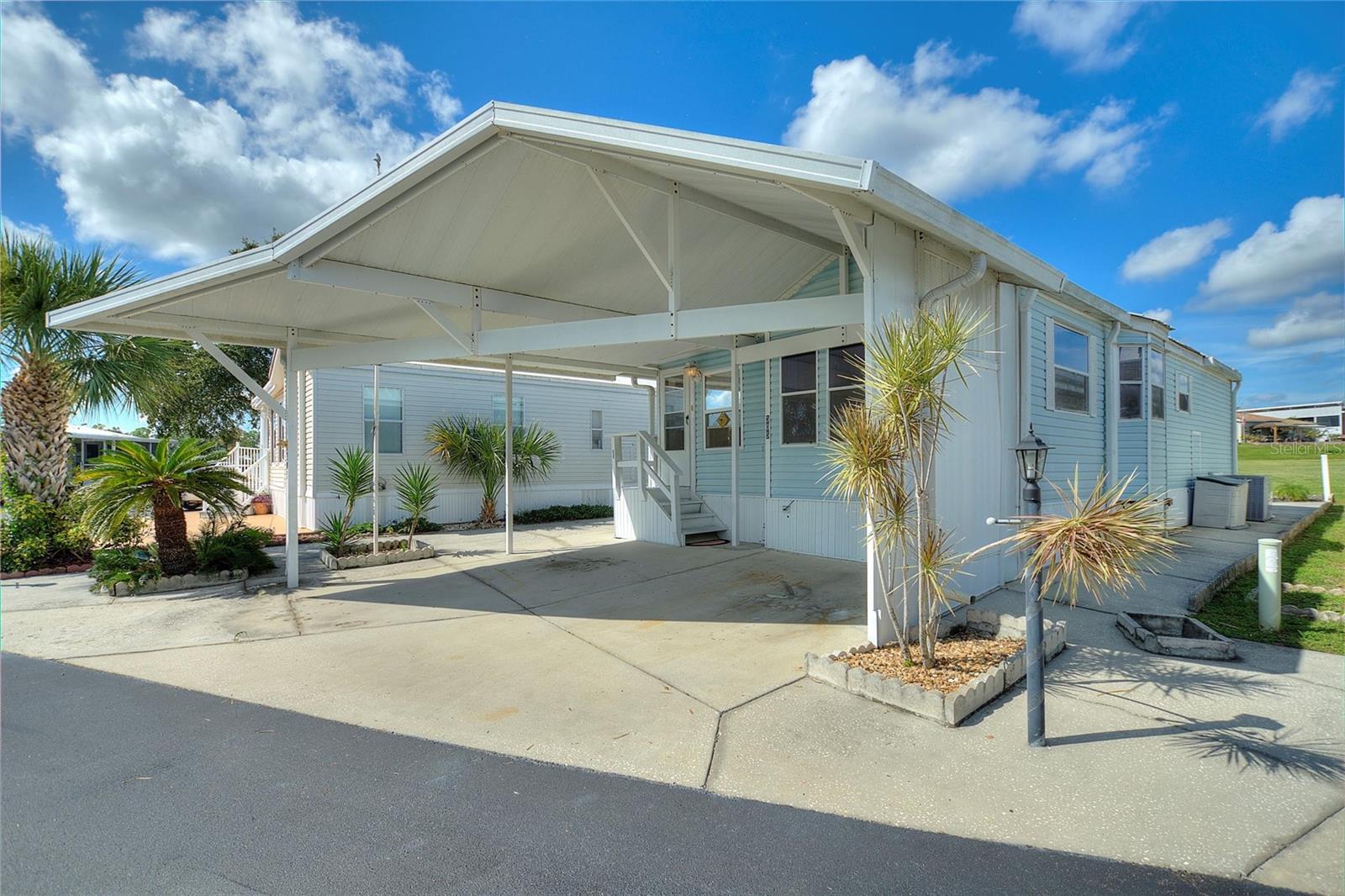 305 ARNOLD PALMER DR, DAVENPORT, FL