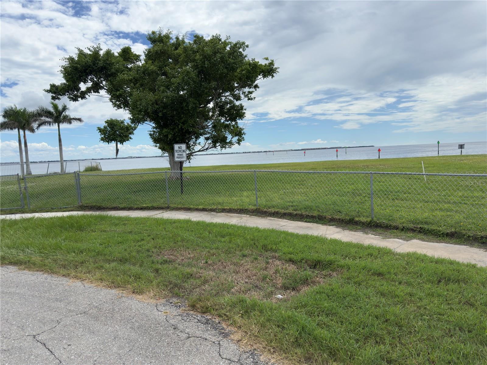 266 BEENEY RD SE, PORT CHARLOTTE, FL — photo 4