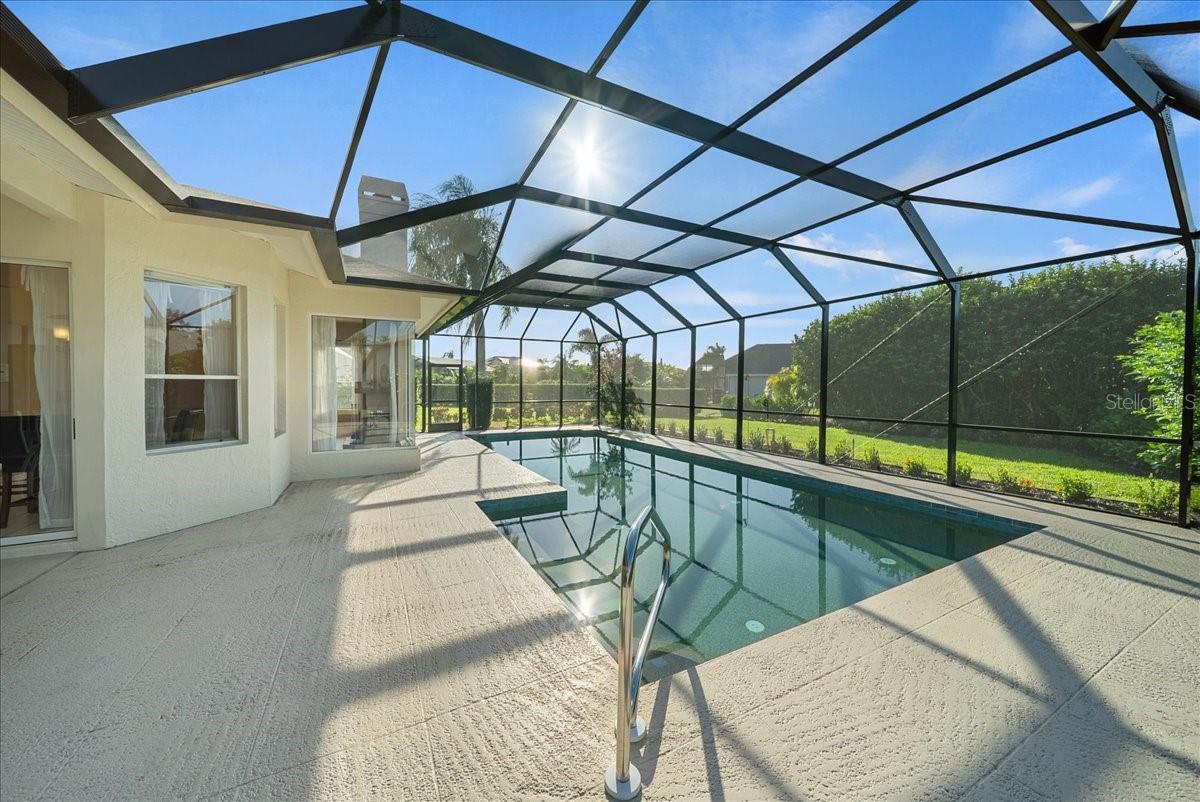 4321 PRESIDENTIAL AVENUE CIR E, BRADENTON, FL — photo 34