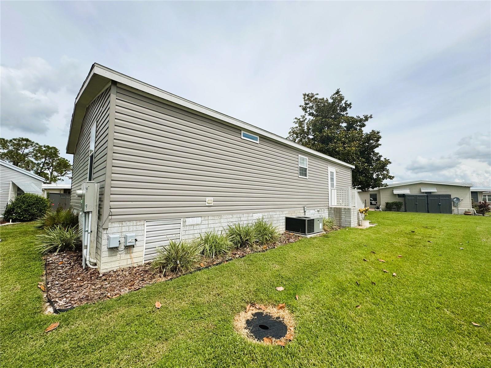 102 DOGWOOD TRL, LEESBURG, FL — photo 13