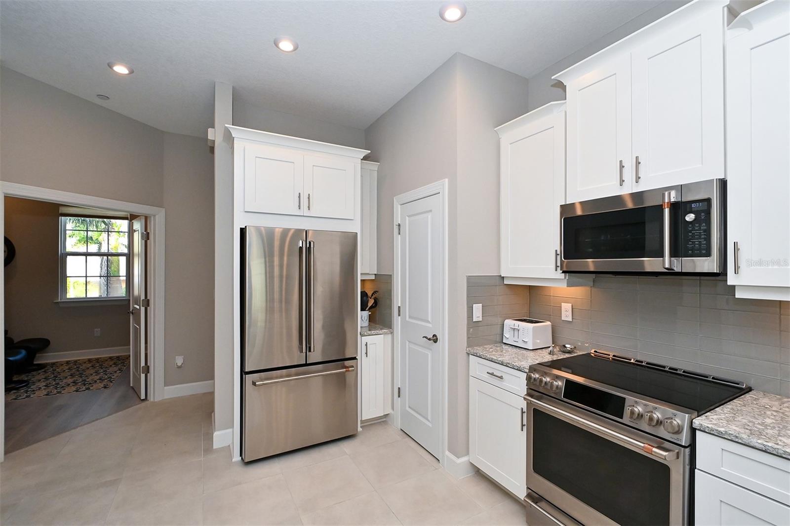 5560 CANNES CIR #3-106, SARASOTA, FL — photo 14