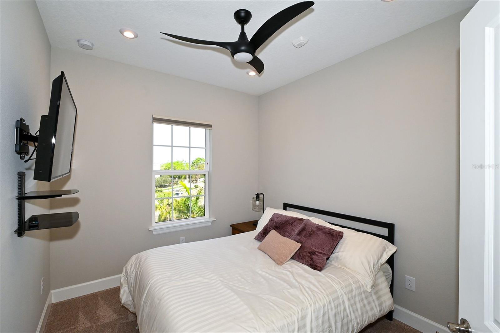 5560 CANNES CIR #3-106, SARASOTA, FL — photo 27
