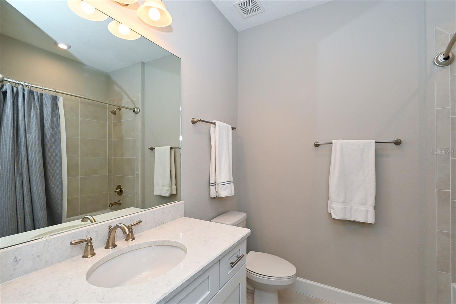 5560 CANNES CIR #3-106, SARASOTA, FL — photo 31