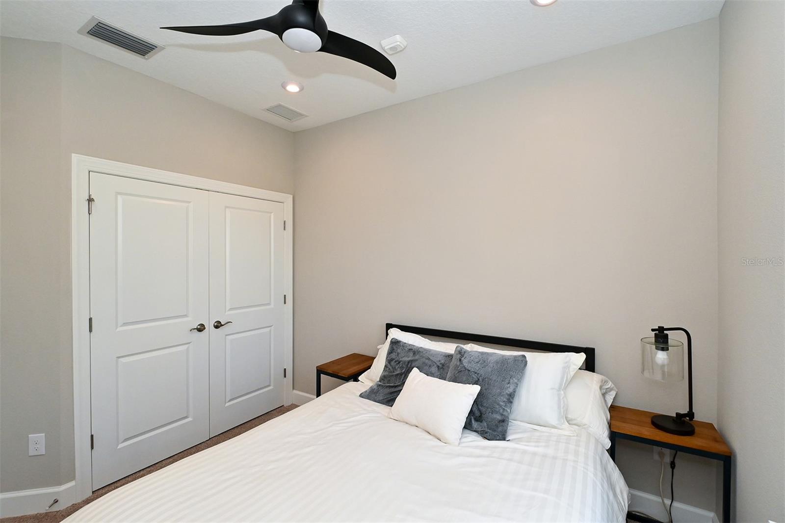 5560 CANNES CIR #3-106, SARASOTA, FL — photo 35