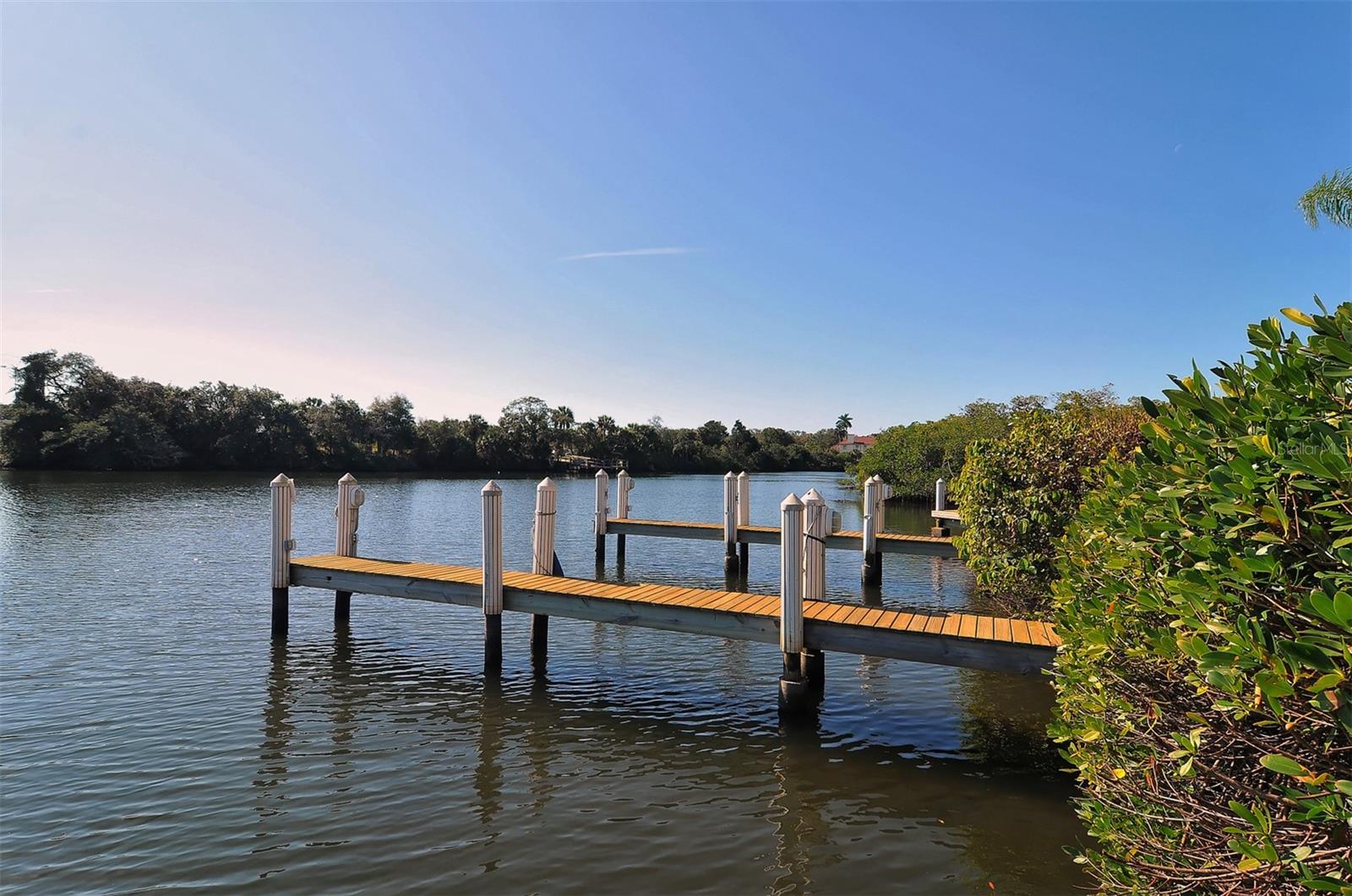 5560 CANNES CIR #3-106, SARASOTA, FL — photo 68