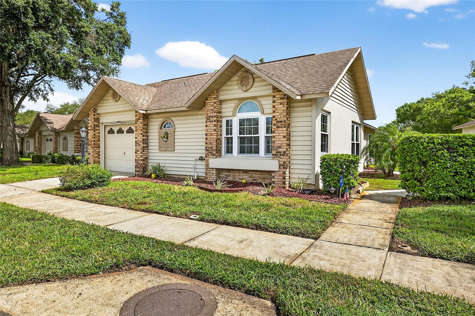 4658 WALLINGFORD CT, NEW PORT RICHEY, FL — photo 2
