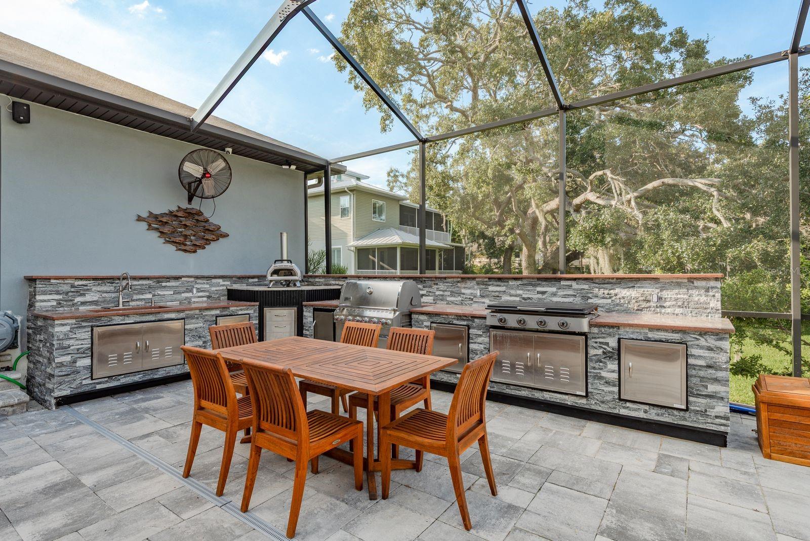 7811 BAY DR #A, TAMPA, FL — photo 23