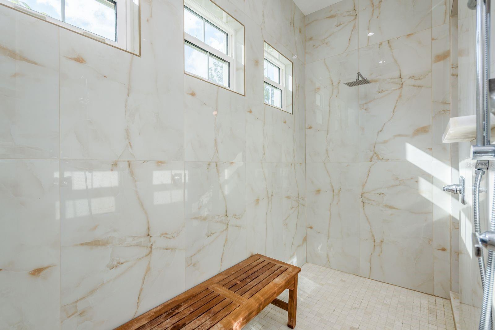 7811 BAY DR #A, TAMPA, FL — photo 35