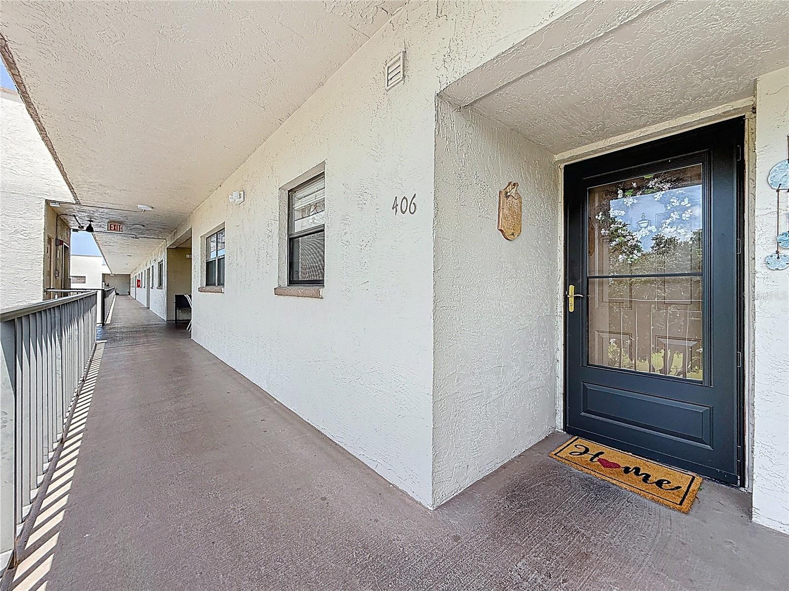 5920 80TH ST N #406, ST PETERSBURG, FL — photo 2