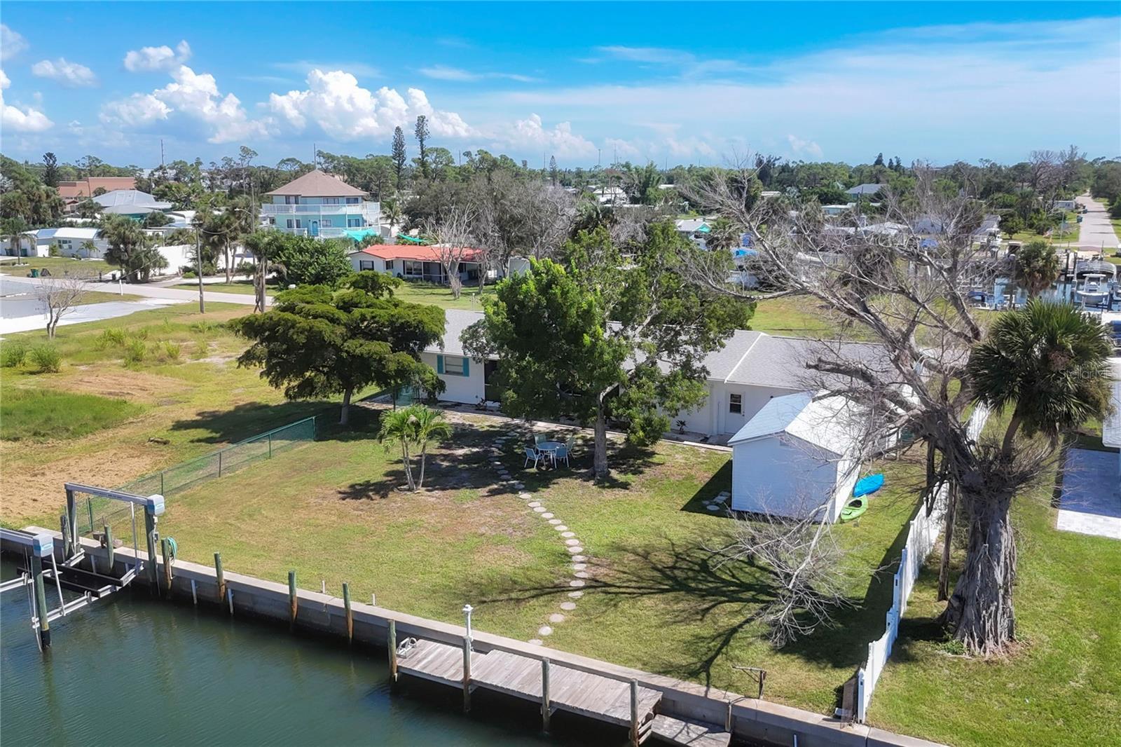 1944 PENNSYLVANIA AVE, ENGLEWOOD, FL — photo 31