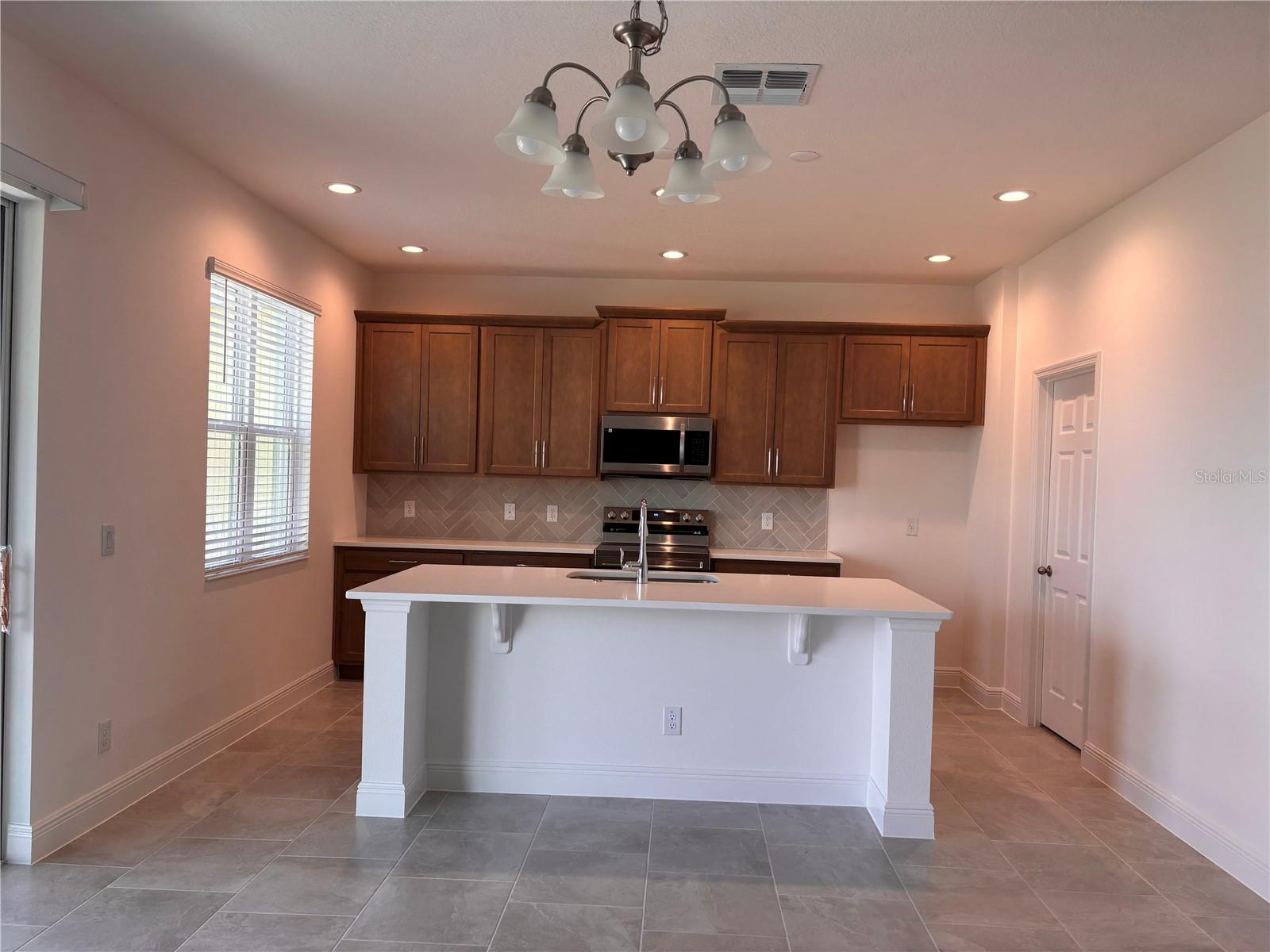 1880 ROSS HAMMOCK AVE, GROVELAND, FL — photo 9