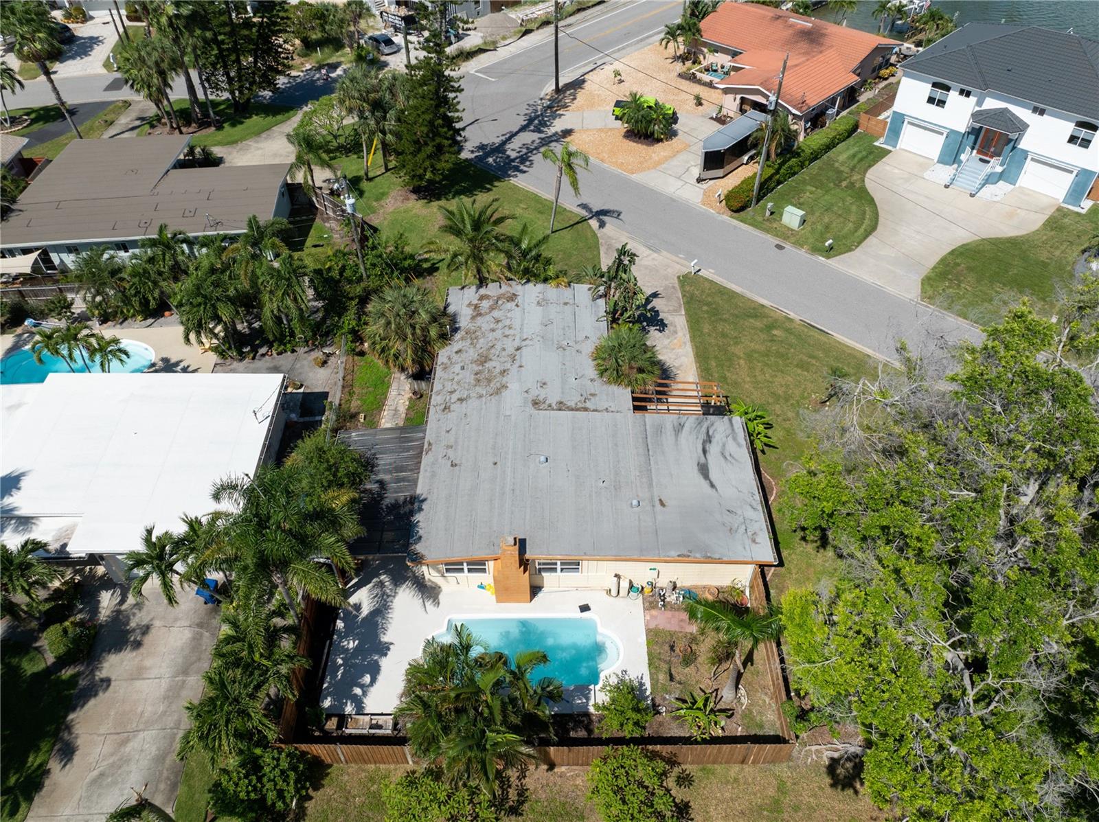 6903 S SHORE DR S, SOUTH PASADENA, FL — photo 40