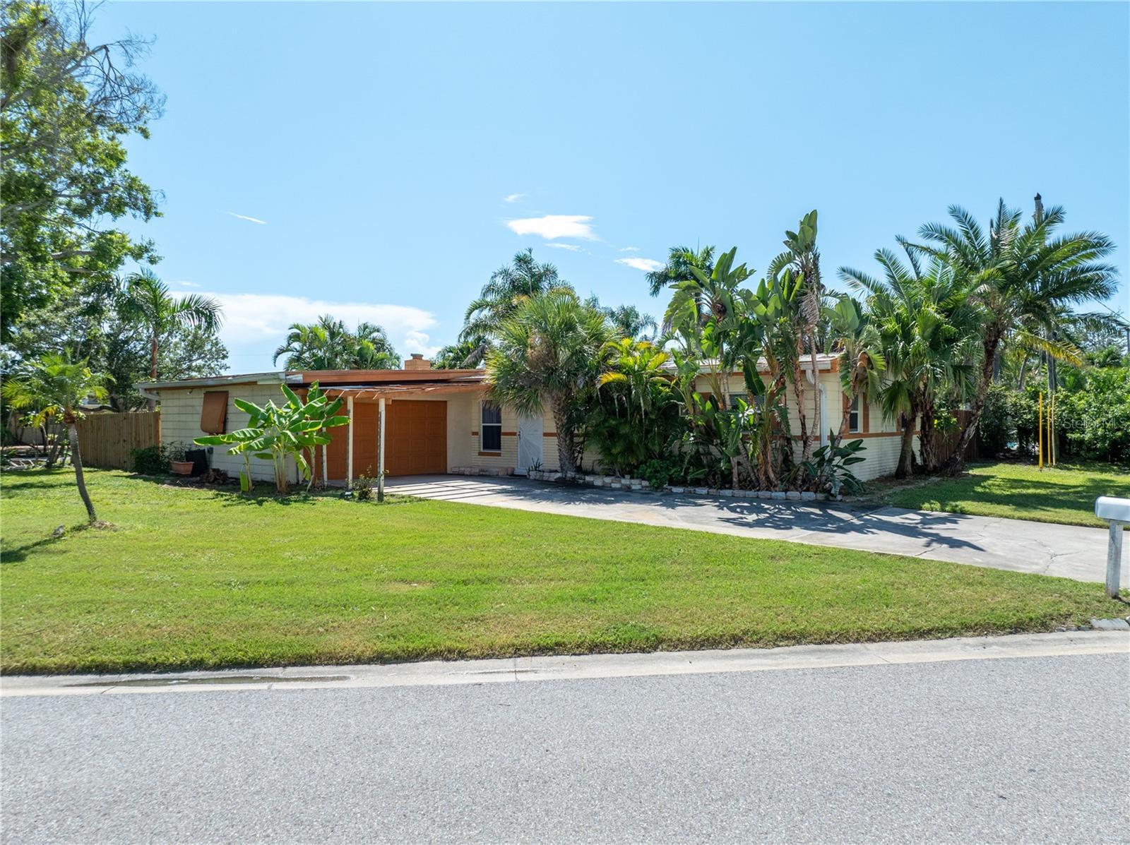 6903 S SHORE DR S, SOUTH PASADENA, FL — photo 70