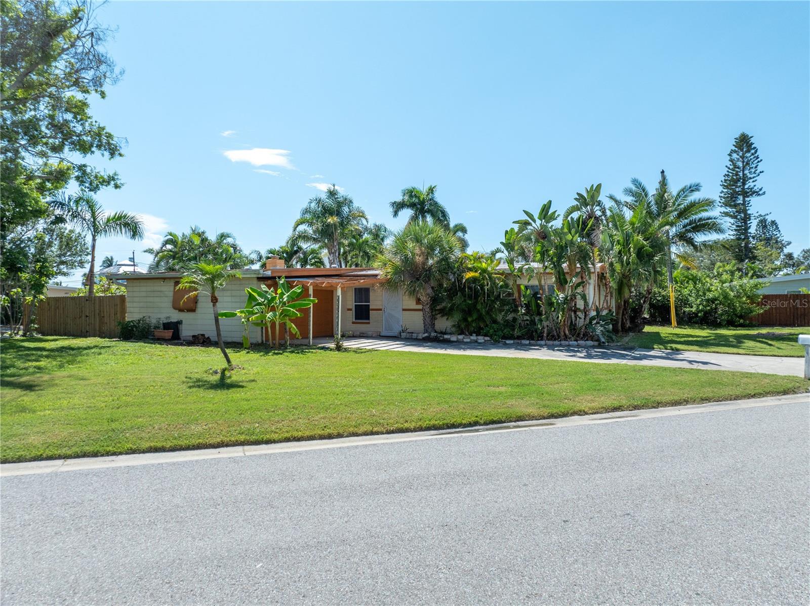 6903 S SHORE DR S, SOUTH PASADENA, FL — photo 71