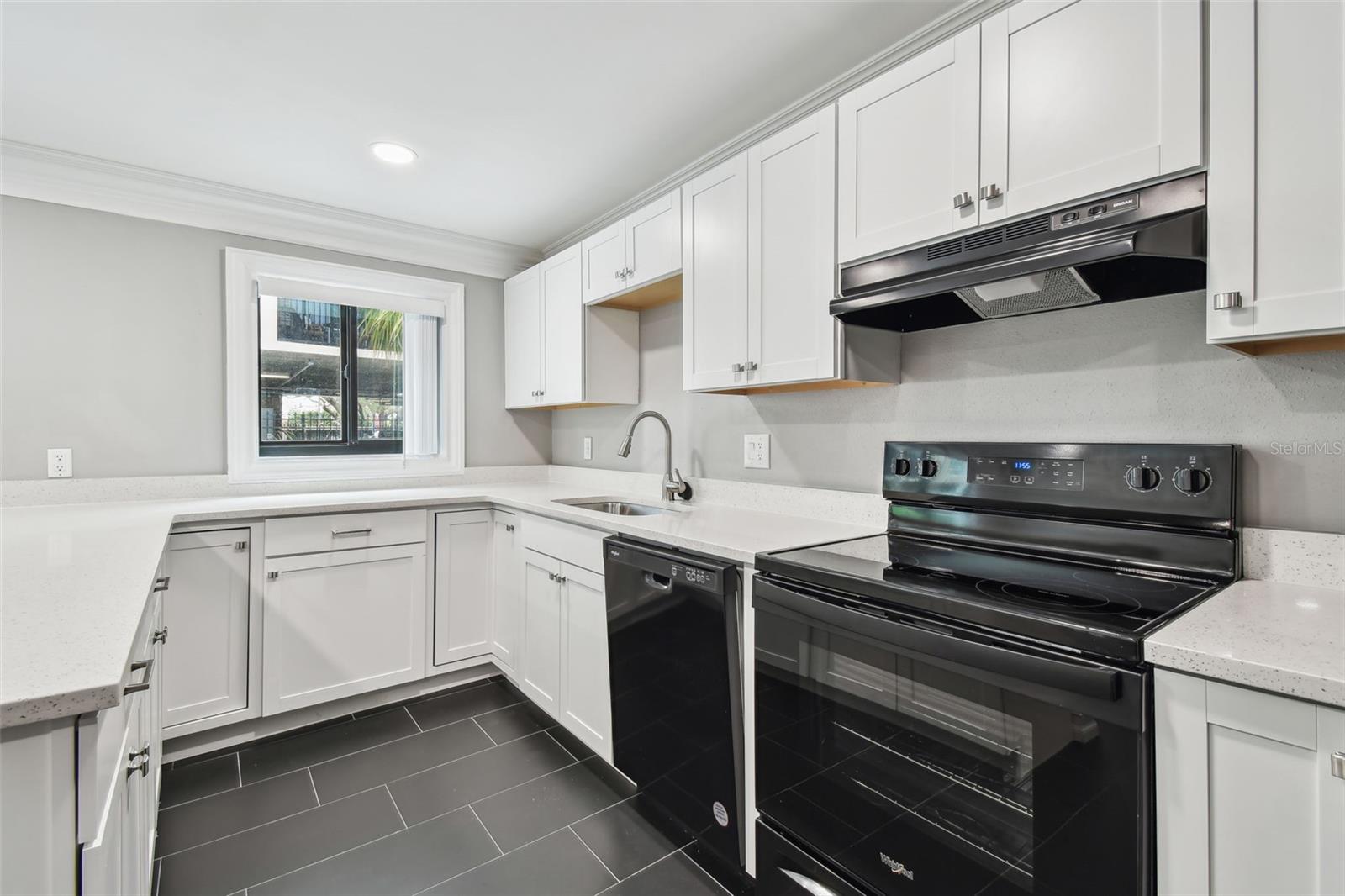 2942 W BAY DR #33, BELLEAIR BLUFFS, FL — photo 15