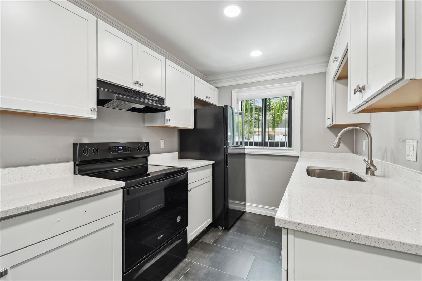 2942 W BAY DR #2, BELLEAIR BLUFFS, FL — photo 12