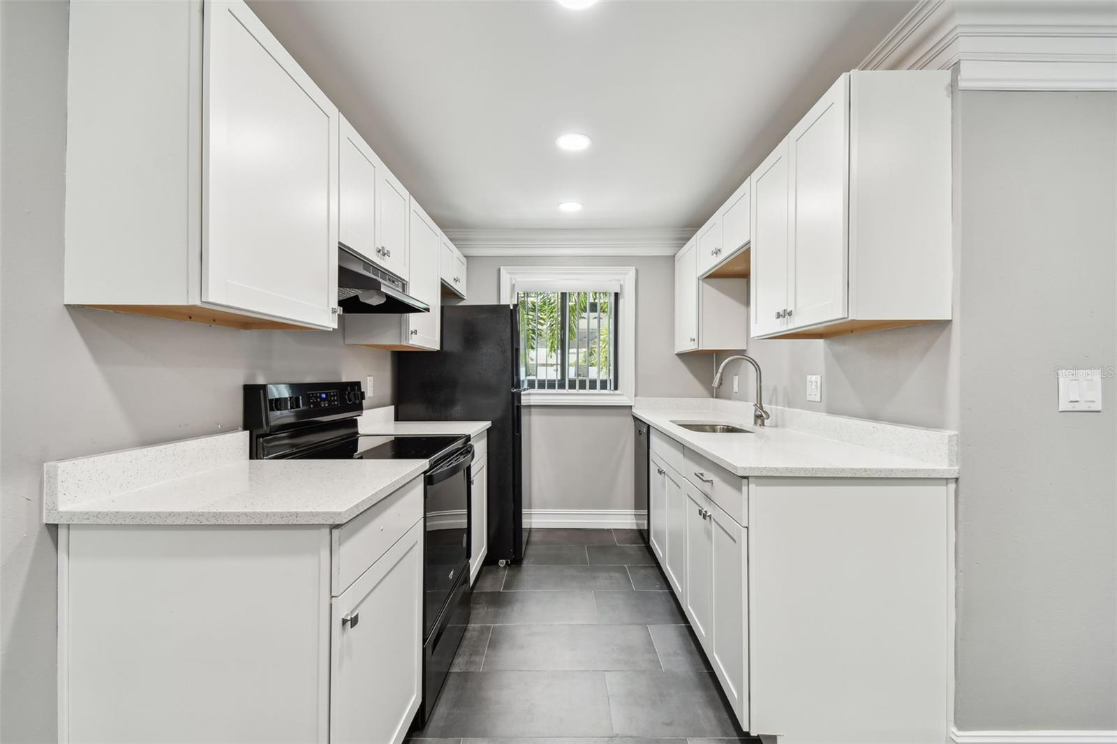 2942 W BAY DR #22, BELLEAIR BLUFFS, FL — photo 11