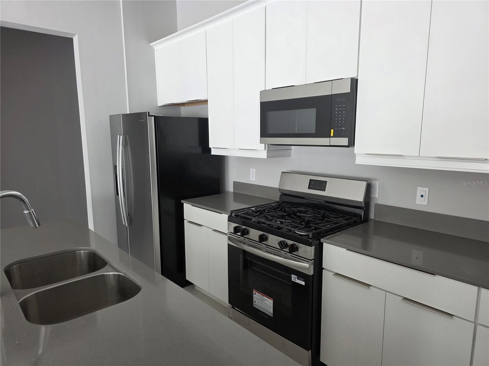 7760 SANDY RIDGE DR #112, REUNION, FL — photo 3