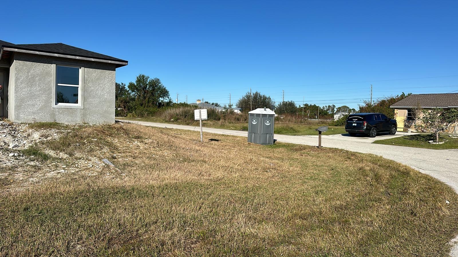 6977 HAWKSBURY ST, ENGLEWOOD, FL — photo 3