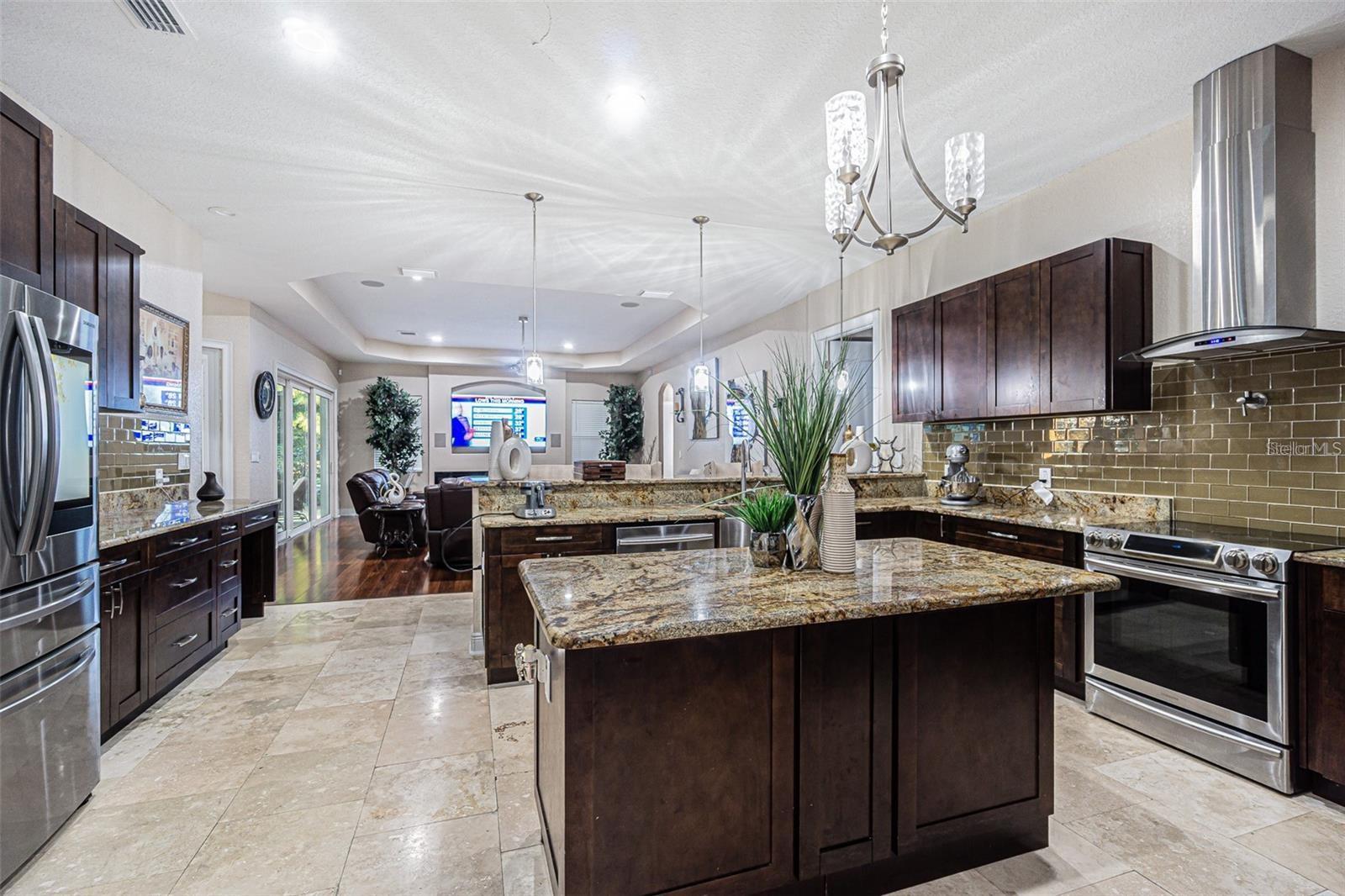 13102 DONE GROVEN DR, DOVER, FL — photo 4