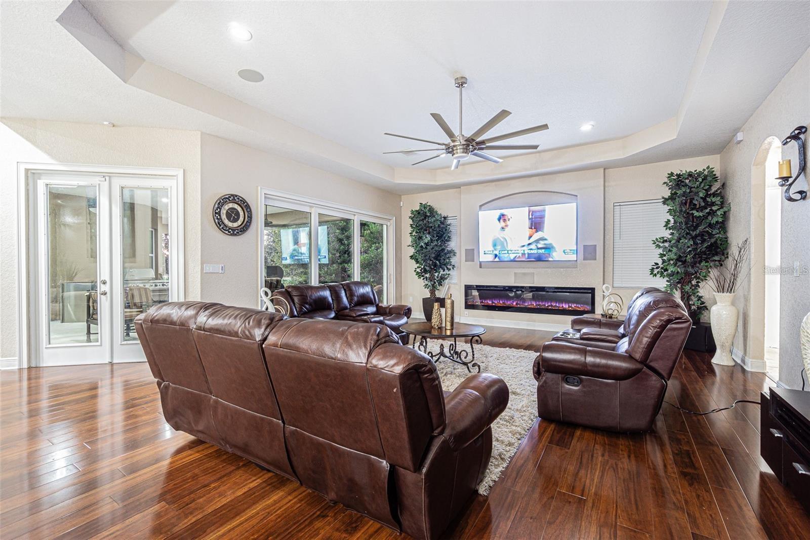 13102 DONE GROVEN DR, DOVER, FL — photo 9
