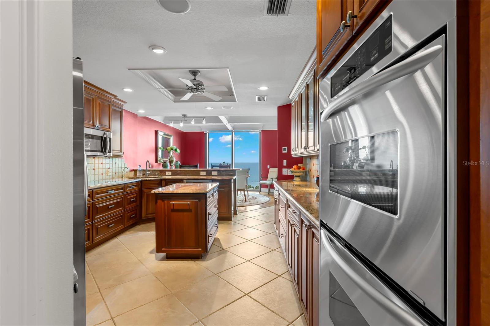 1 BEACH DR SE #2206, ST PETERSBURG, FL — photo 19