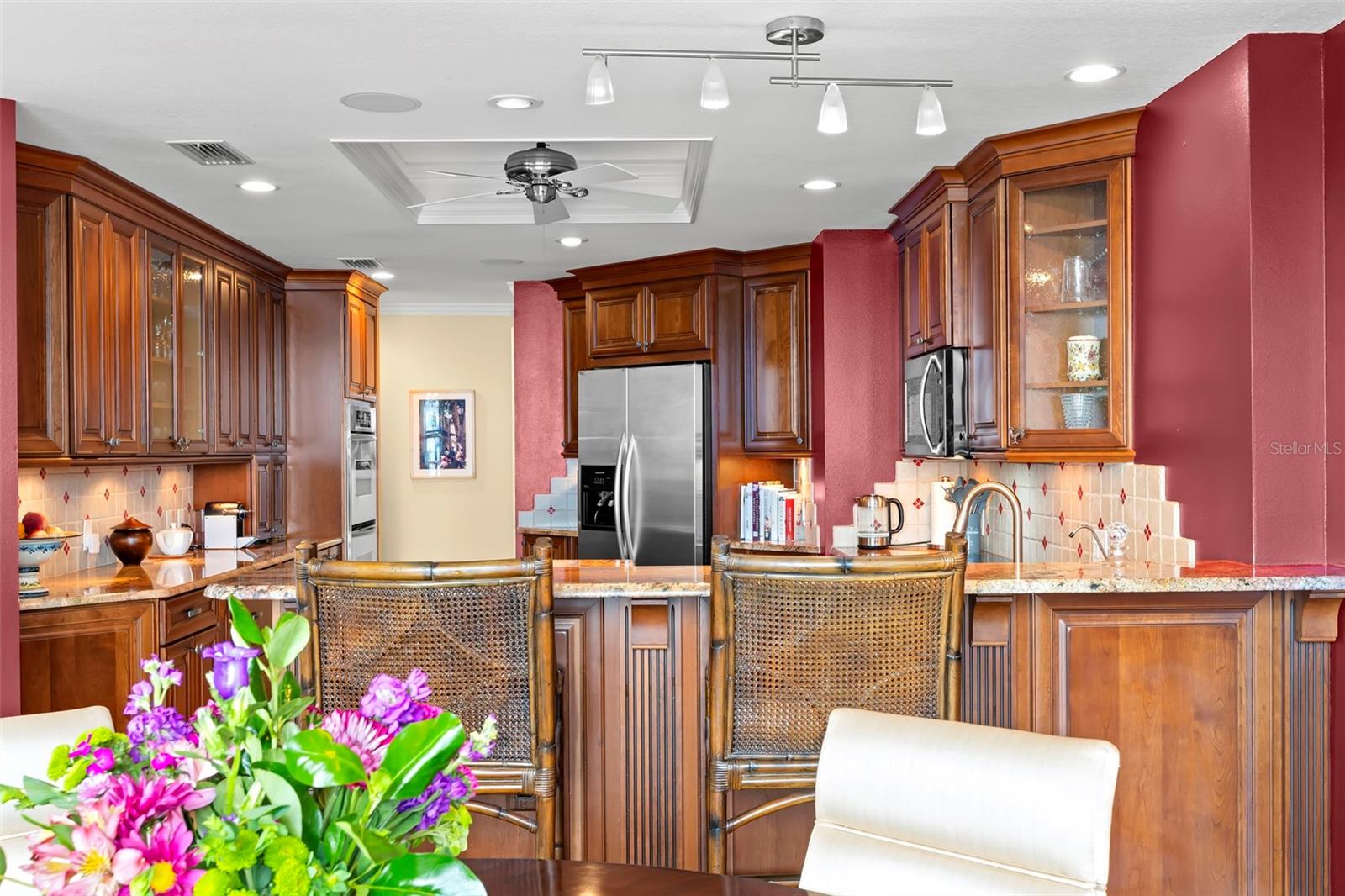 1 BEACH DR SE #2206, ST PETERSBURG, FL — photo 24
