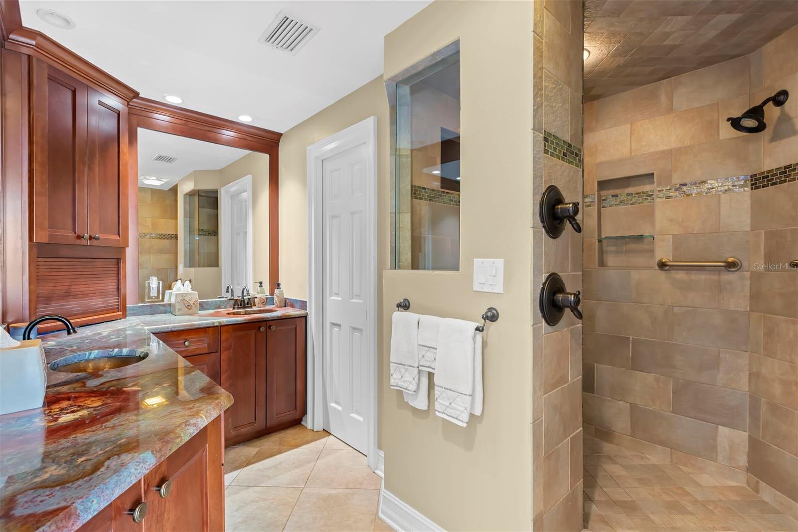 1 BEACH DR SE #2206, ST PETERSBURG, FL — photo 32