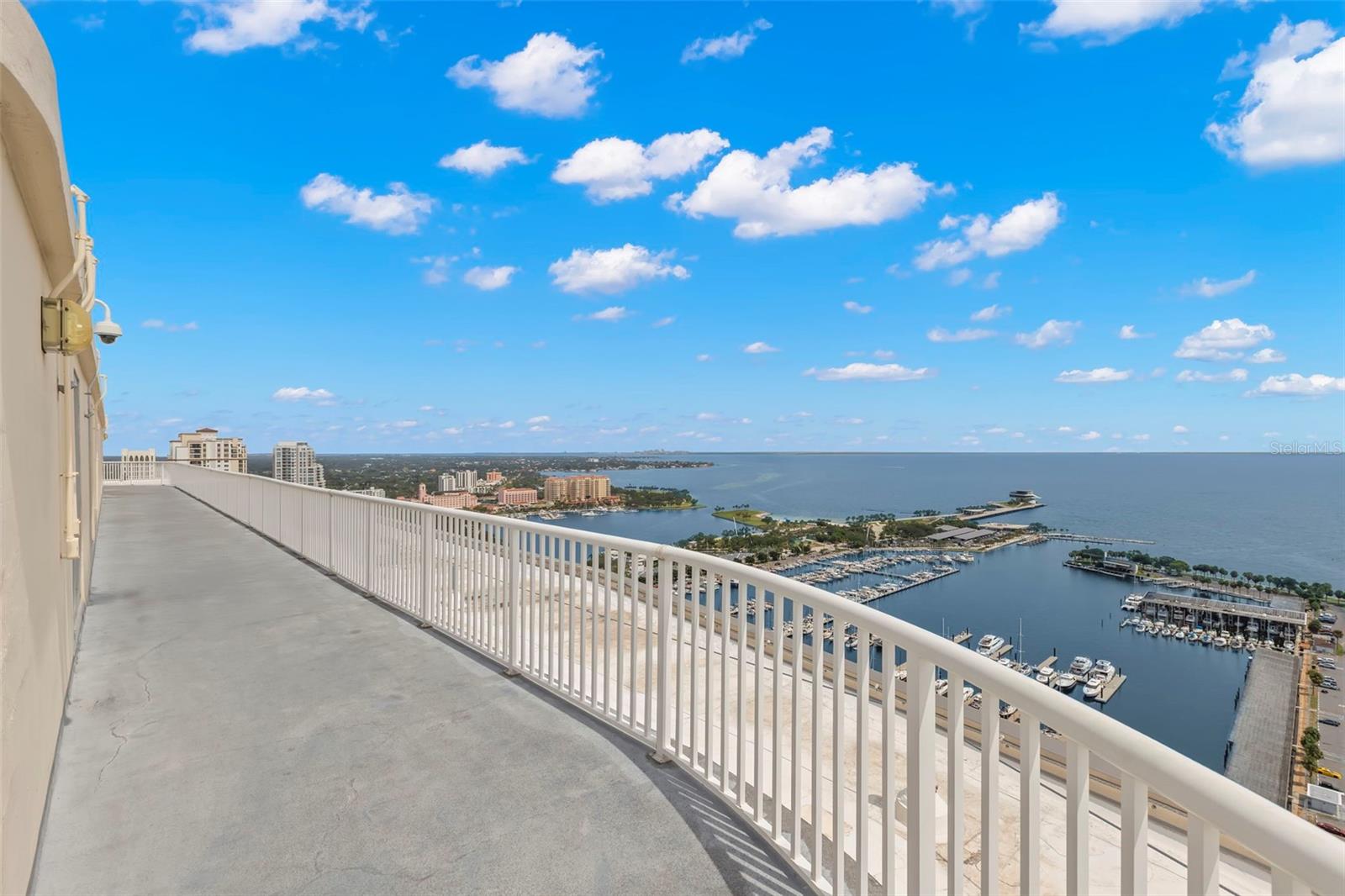 1 BEACH DR SE #2206, ST PETERSBURG, FL — photo 42