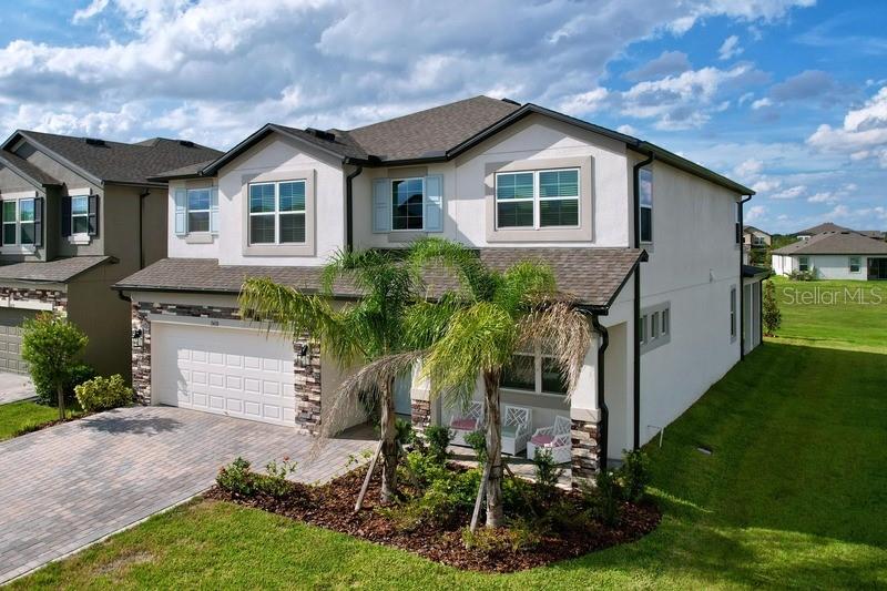 2450 SUNNY PEBBLE LOOP, ZEPHYRHILLS, FL — photo 2