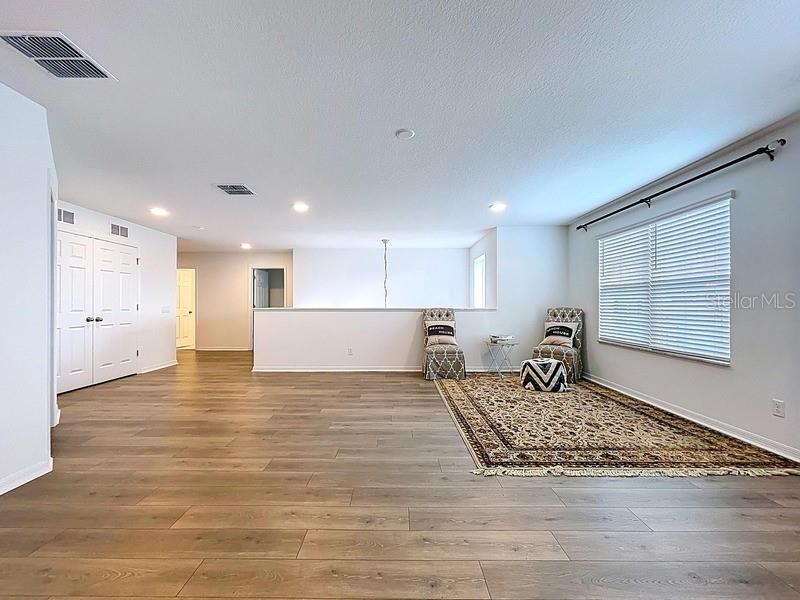 2450 SUNNY PEBBLE LOOP, ZEPHYRHILLS, FL — photo 28