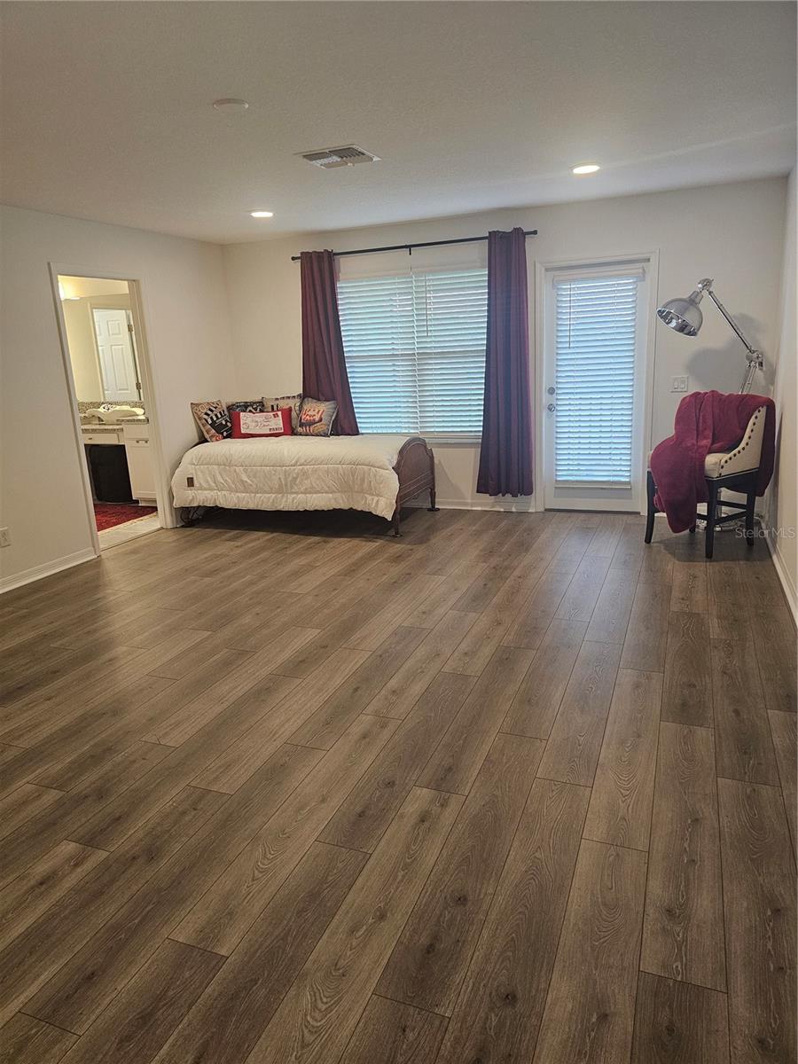 2450 SUNNY PEBBLE LOOP, ZEPHYRHILLS, FL — photo 30